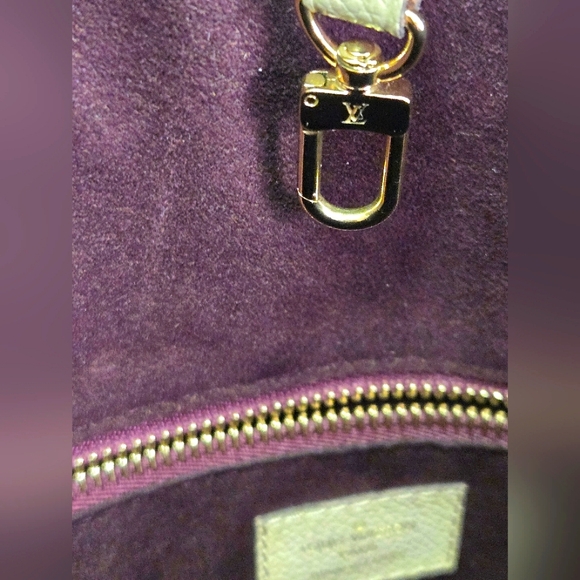 Louis vuitton Empreinte Microchip MM with pouch - Picture 14 of 16